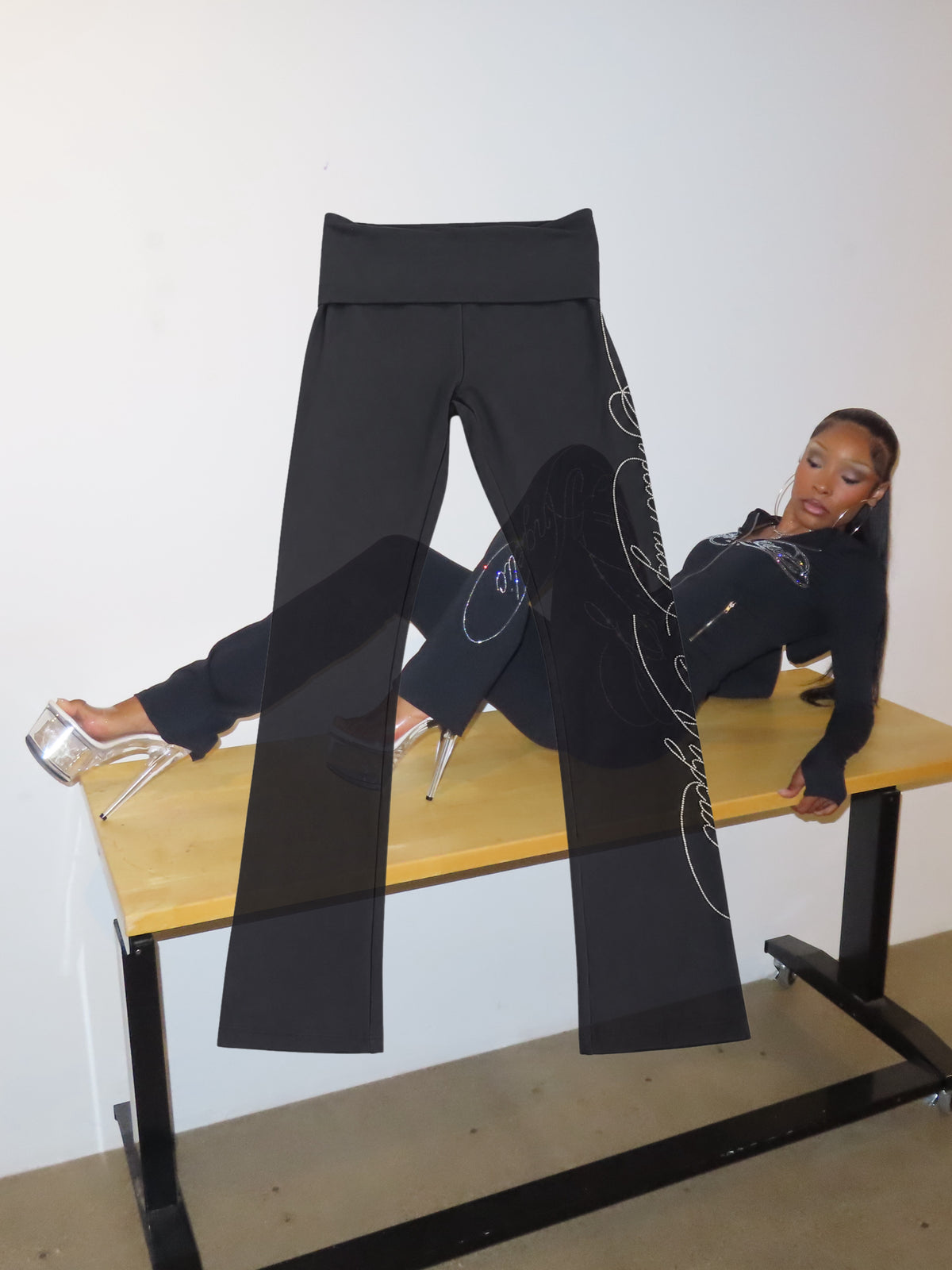 Evidently pants- Black