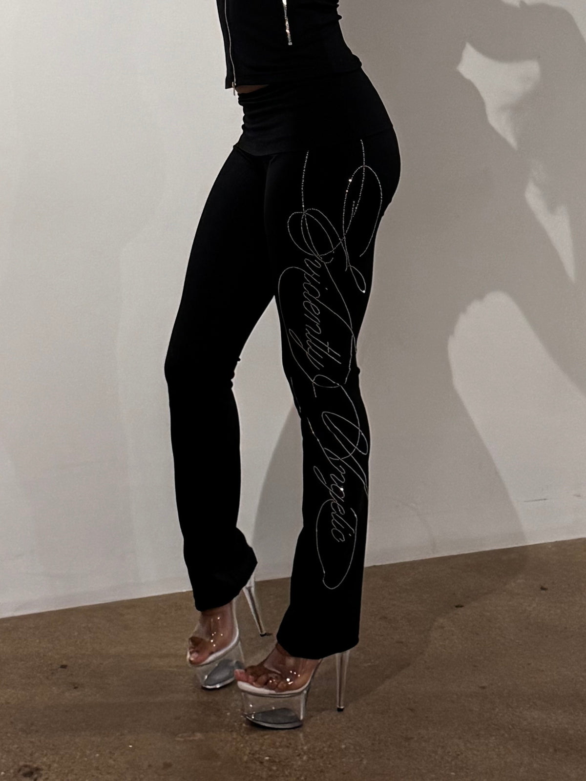 Evidently pants- Black